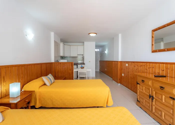 Aparthotel Borinquen 2*