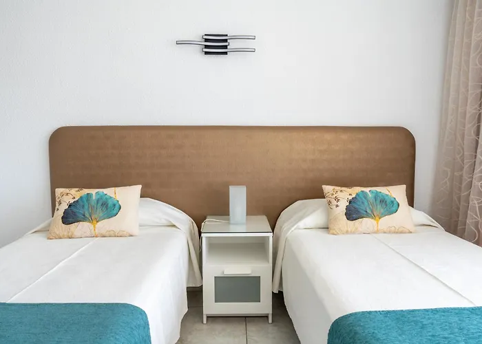 Aparthotel Borinquen 2*