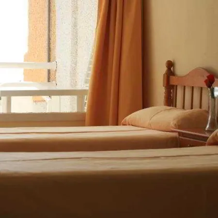 Borinquen 2* Πλάγια ντε λας Αμέρικας