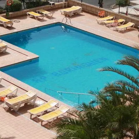 Ξενοδοχείο με διαμερίσματα Borinquen