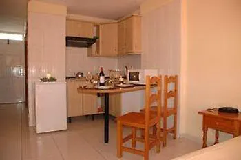 Apart-hotel Borinquen Playa de las Americas (Tenerife)